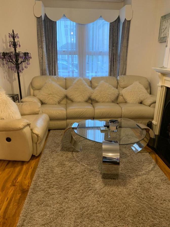 Fbs Homestay Norwood Dış mekan fotoğraf